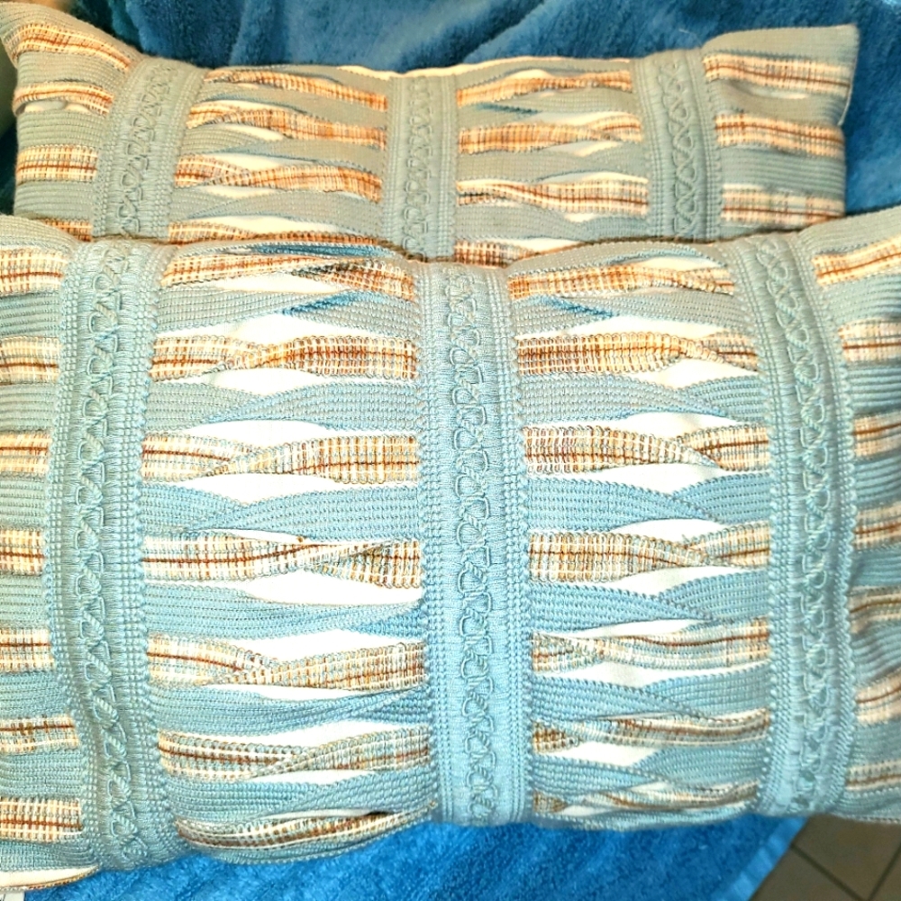 Pair of Elaine Smith Lumbar Pillow Covers Inconceivably Outdoor Unique 3D Design
